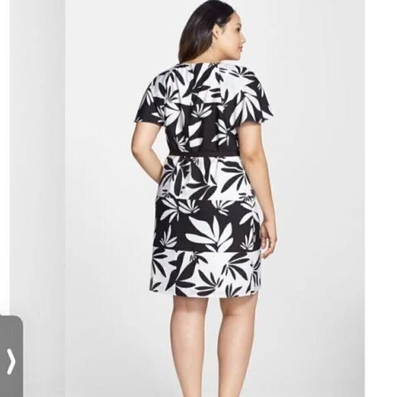 Tahari womens black and white Reverse Print Shift Dress size 4 - Picture 3 of 14